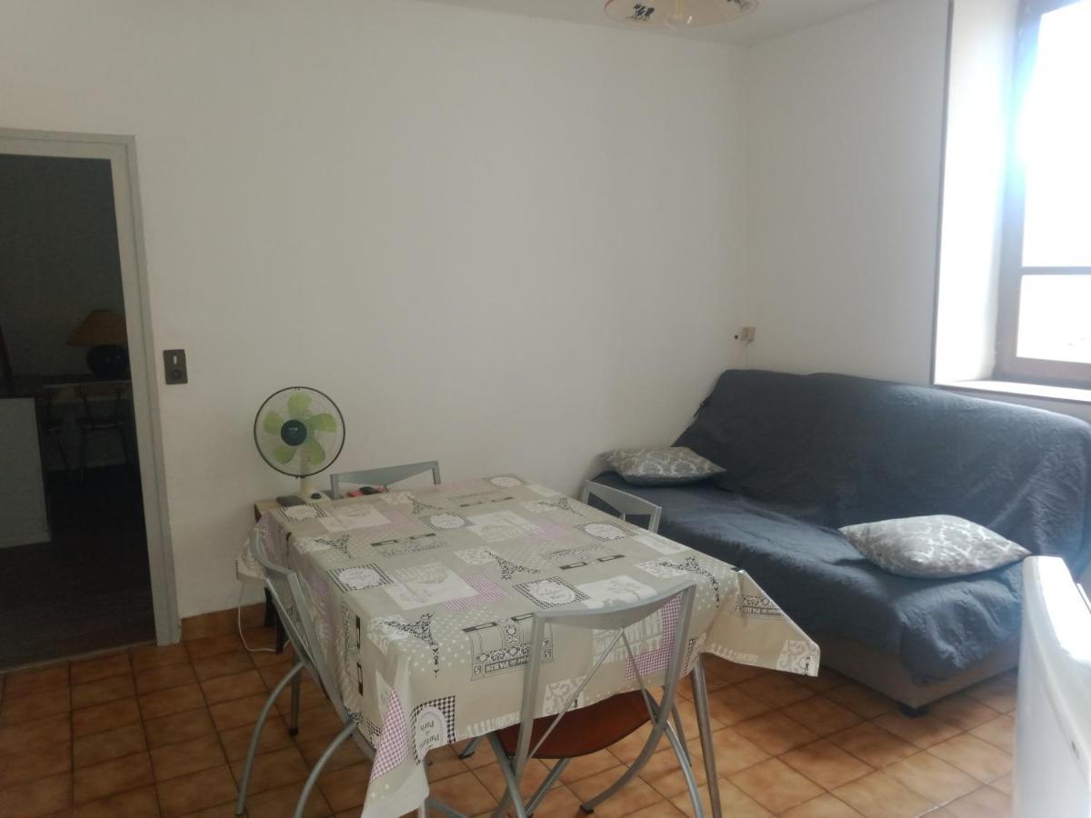 Appartement Du Jardin Saint-Affrique Exteriér fotografie